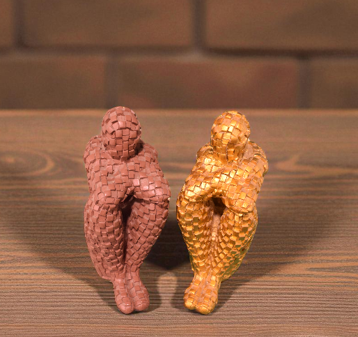 011 Woven-Texture Seated Figures in Bronze and Gold