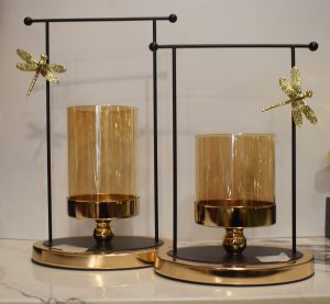 Decorative Hanging Candle Holder with Gold Dragonfly Accent – Amber Glass & Black Metal Base