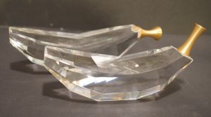 DSC_0910 Faceted Crystal Banana Figurines with Gold-Tone Stems