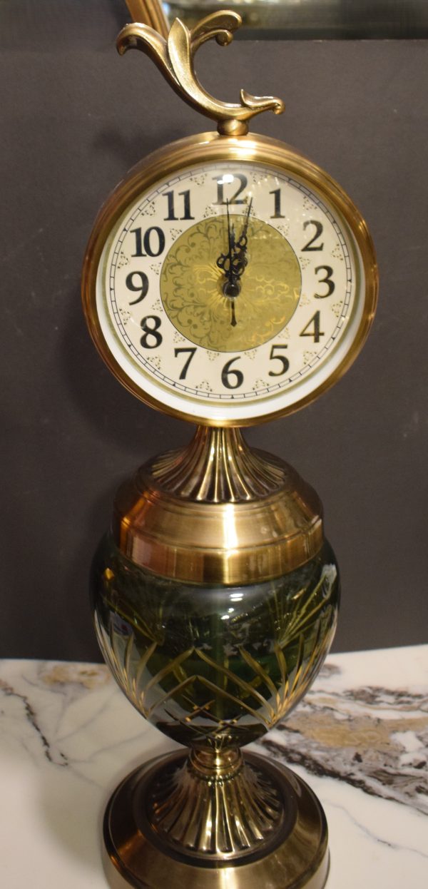 Luxury Vintage Pedestal Table Clock